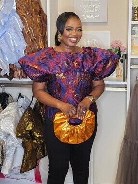 Puffy (Metallic) Blouse with Modern Silhouette.     Pants Sold Separately 🤩